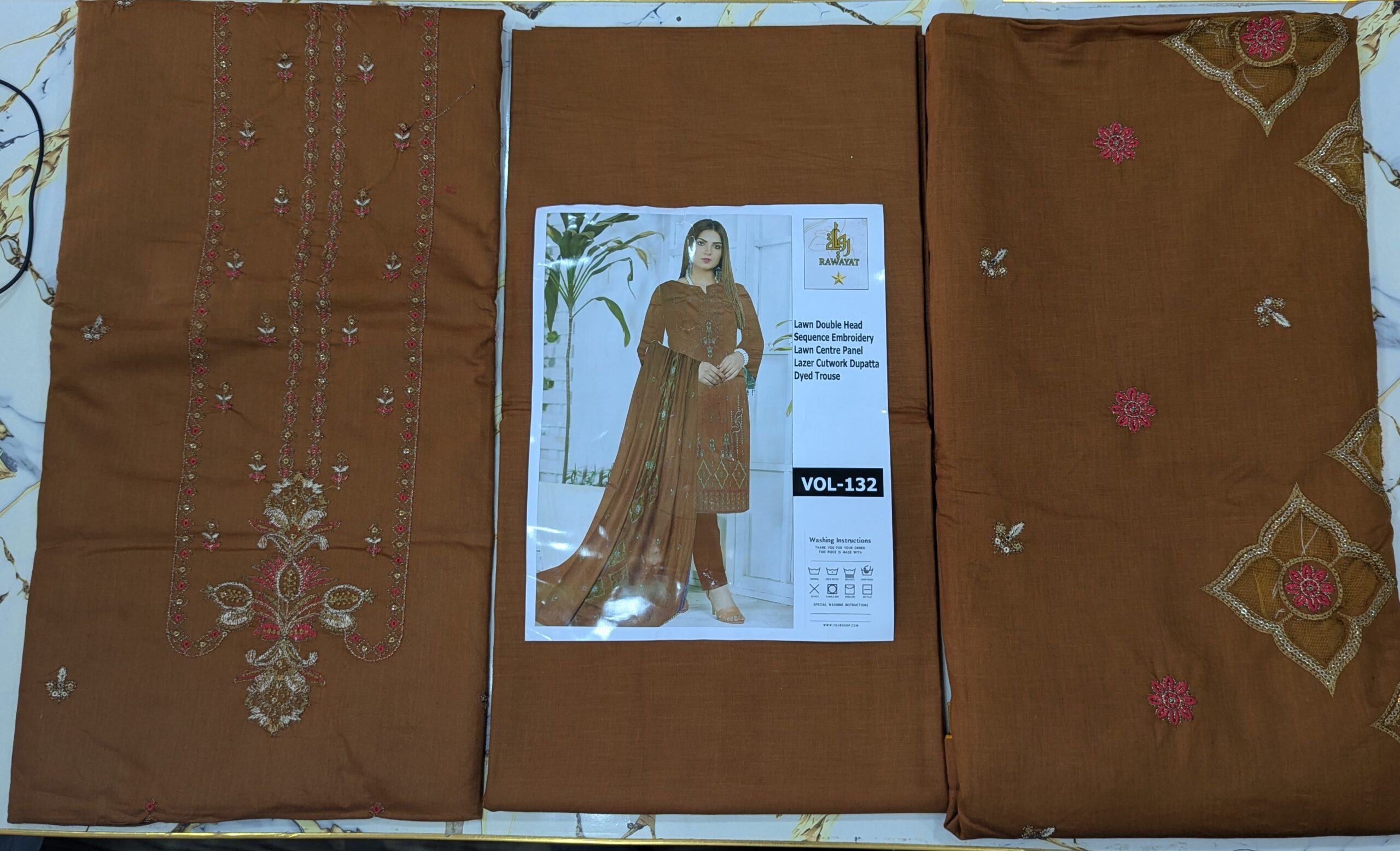 Rawayat Embroidery 3 Pc’s Lawn